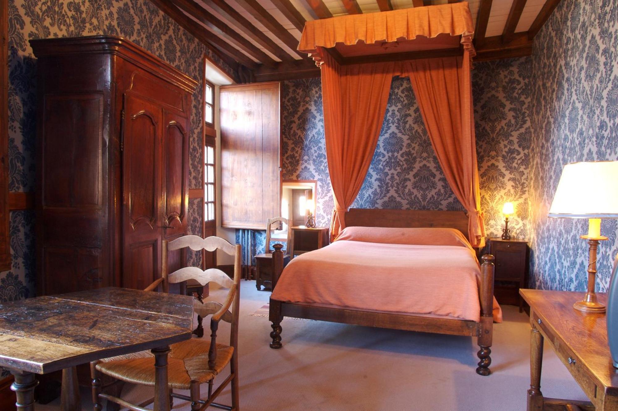 Hostellerie Du Vieux Pérouges Kamer foto