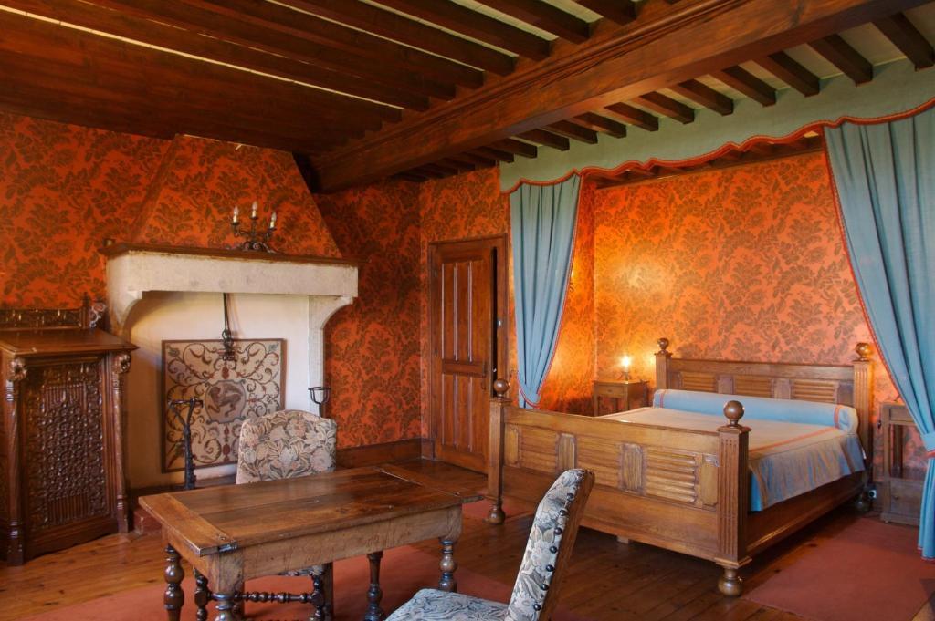 Hostellerie Du Vieux Pérouges Kamer foto