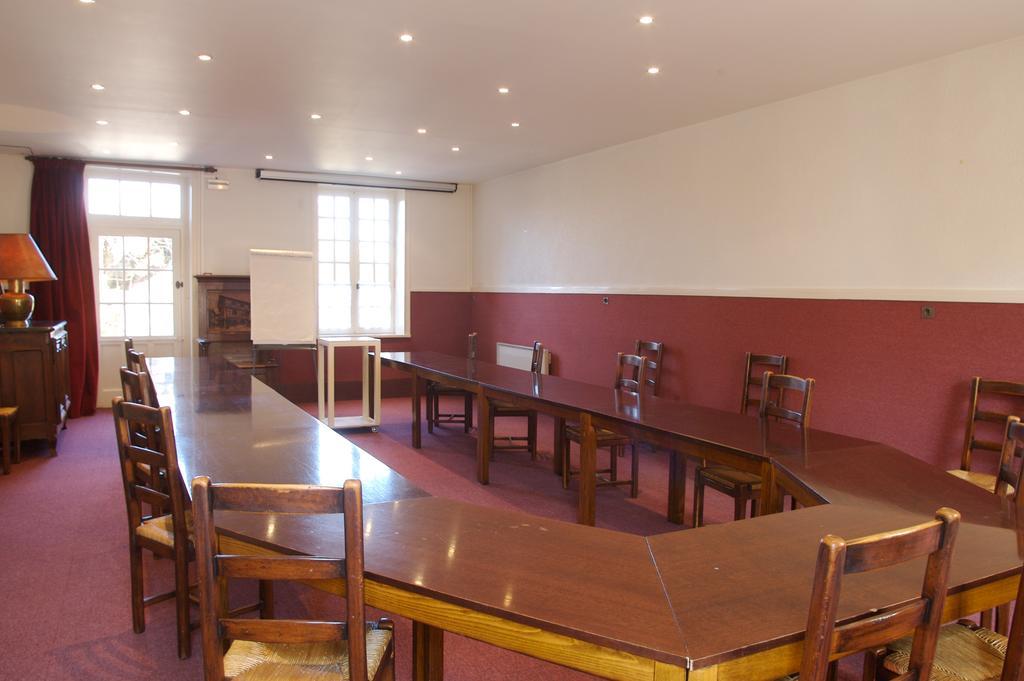 Hostellerie Du Vieux Pérouges Buitenkant foto
