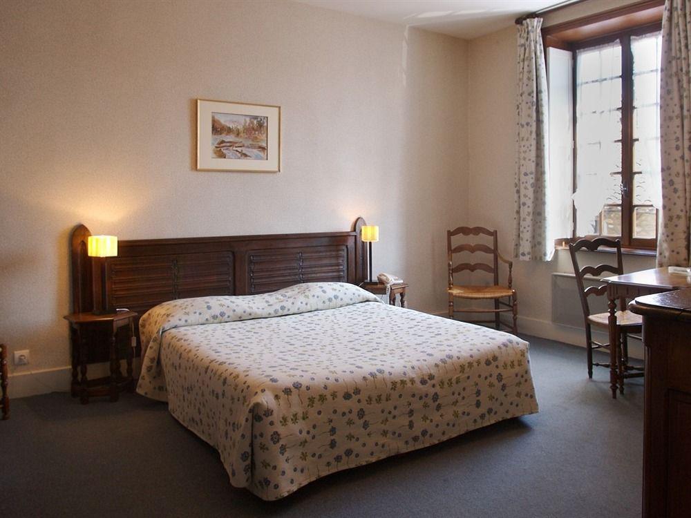 Hostellerie Du Vieux Pérouges Buitenkant foto