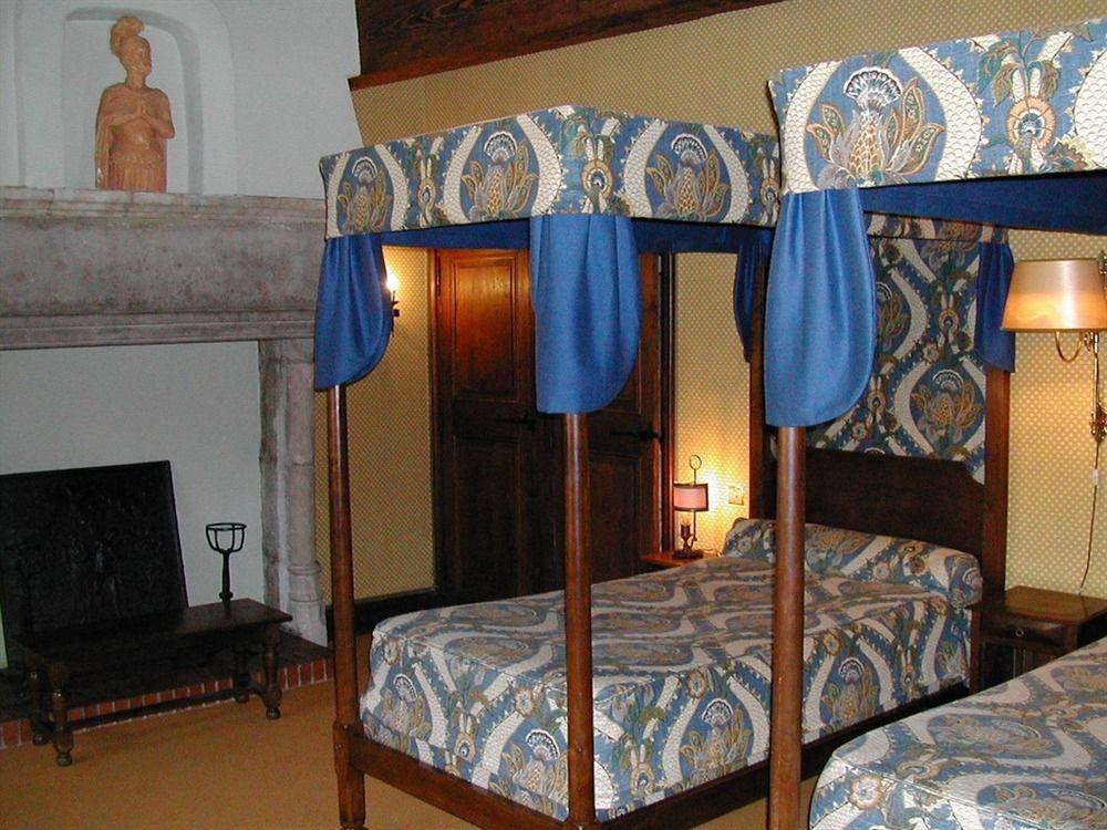 Hostellerie Du Vieux Pérouges Buitenkant foto