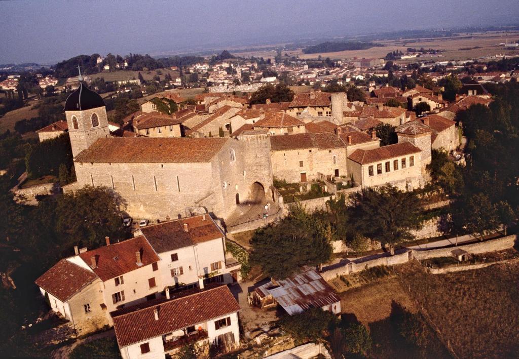 Hostellerie Du Vieux Pérouges Buitenkant foto